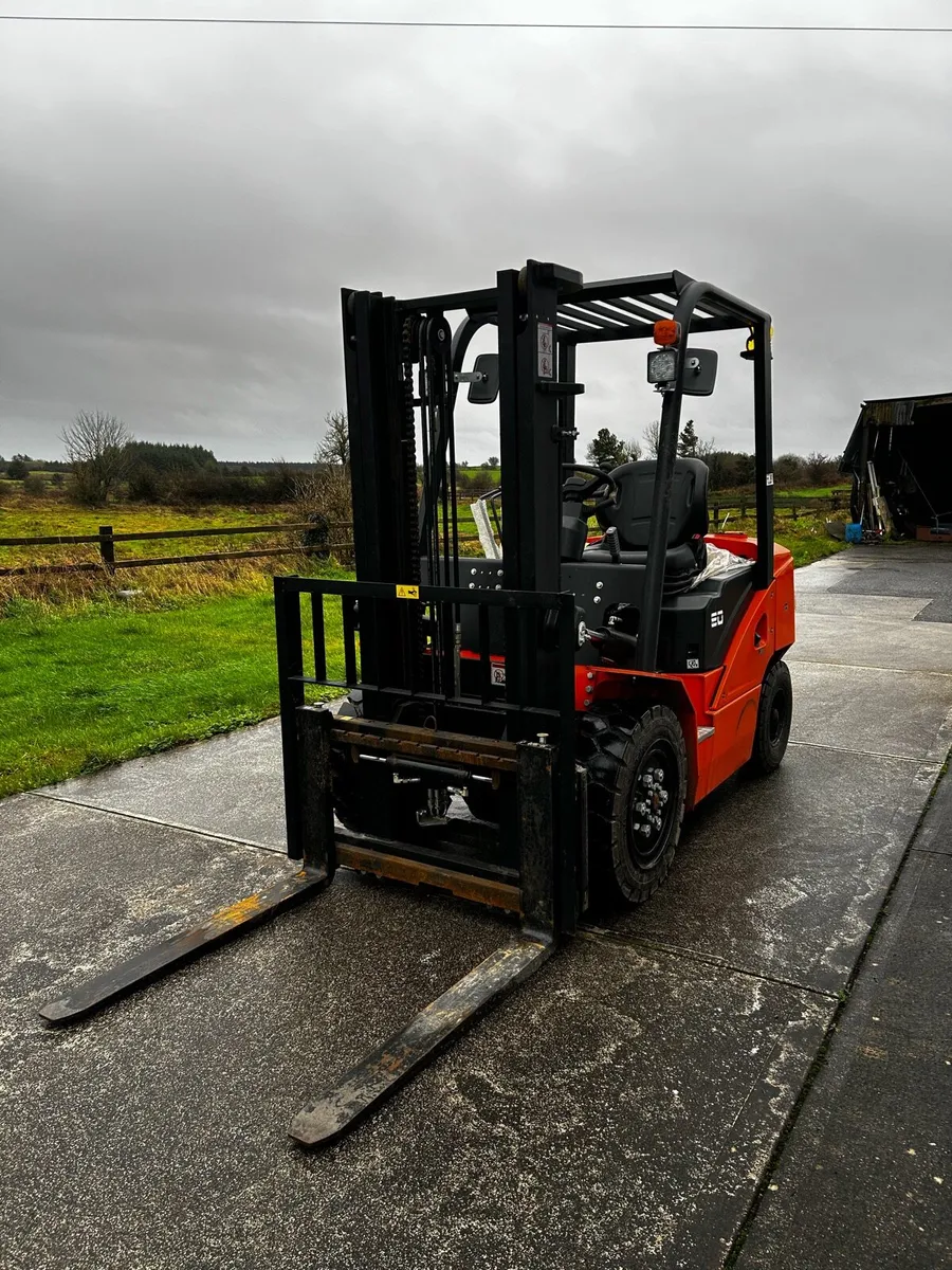 Unused 3t forklift - Image 1