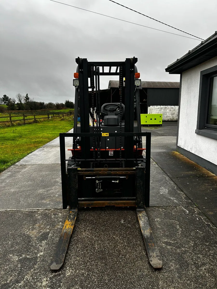 Unused 3t forklift - Image 2