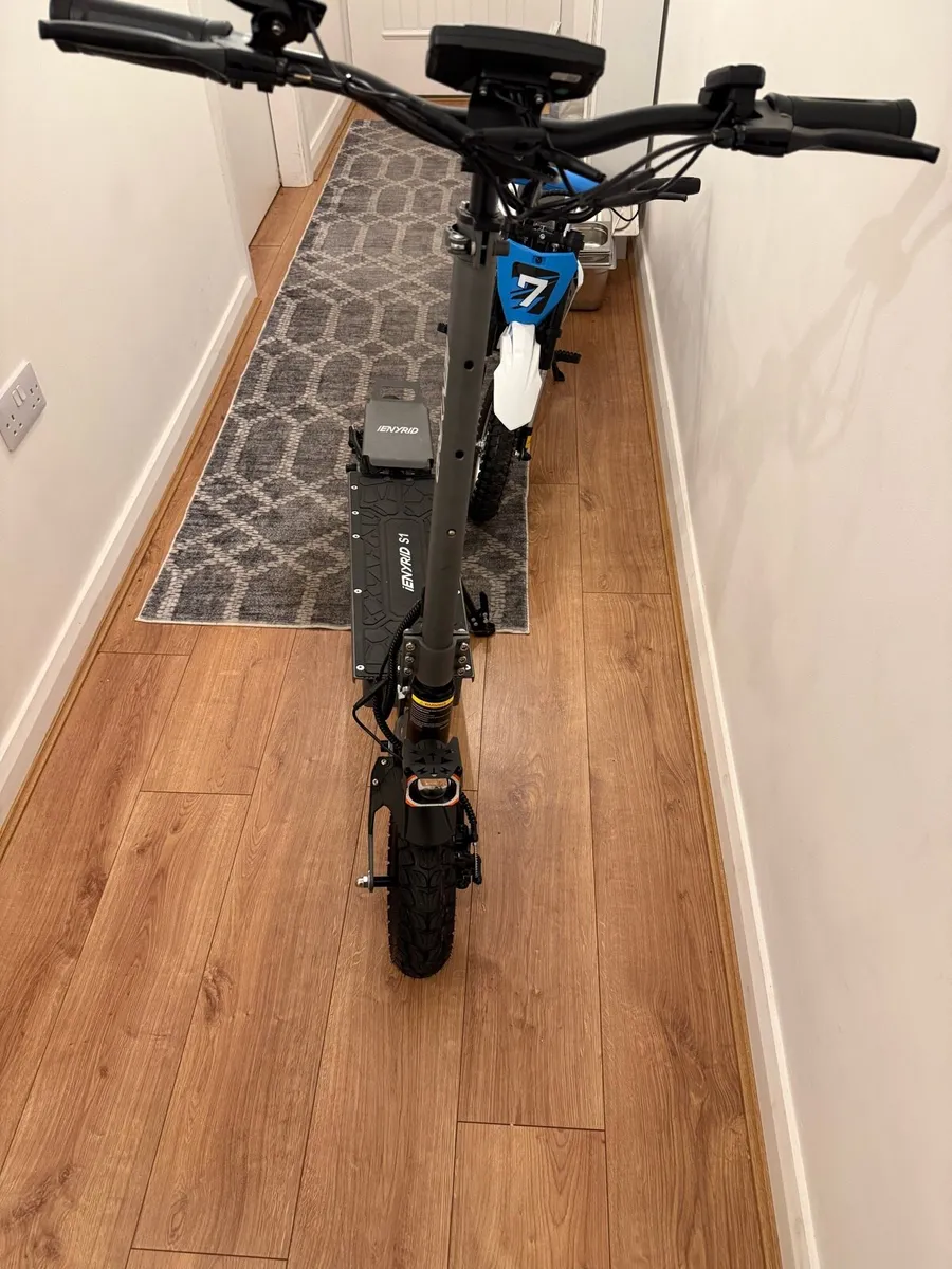 Electric Scooter - Image 2
