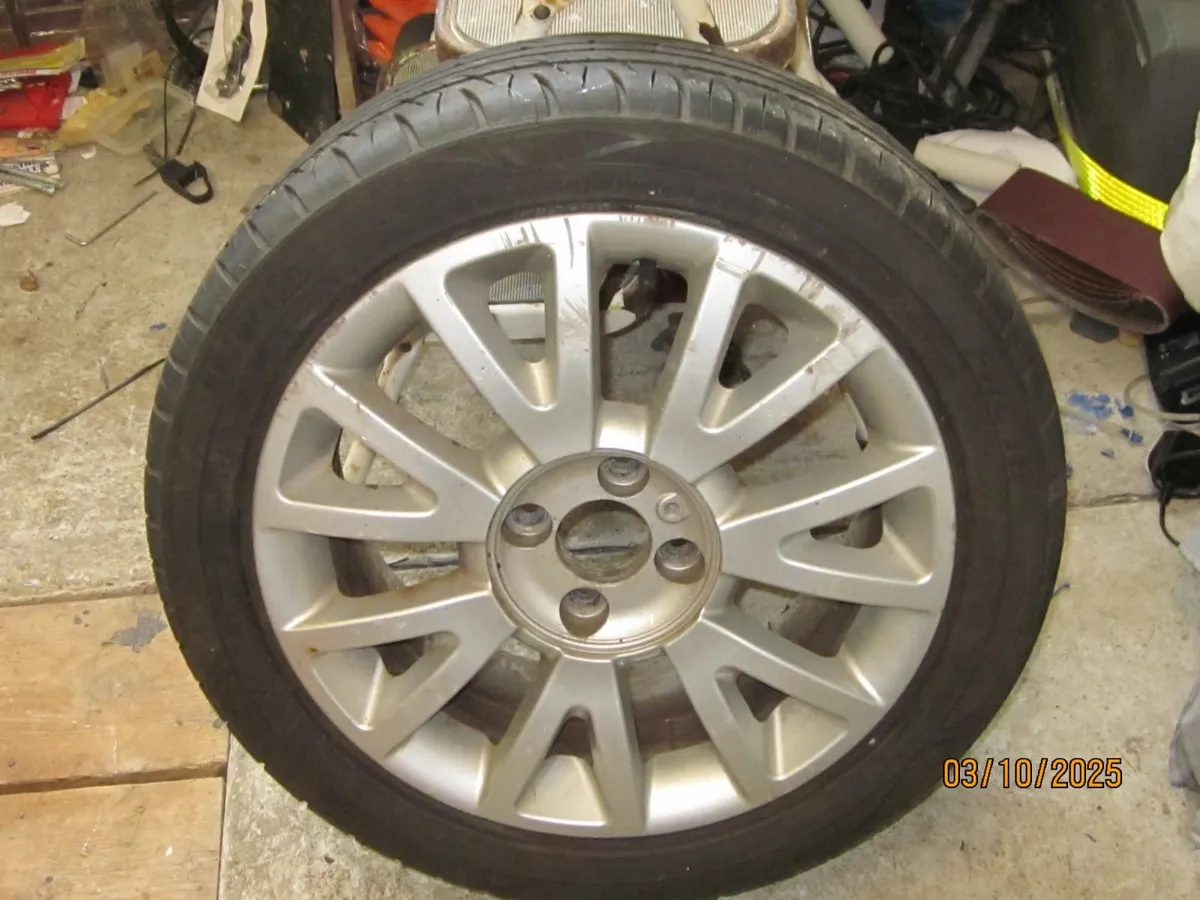 renault wheel - Image 1