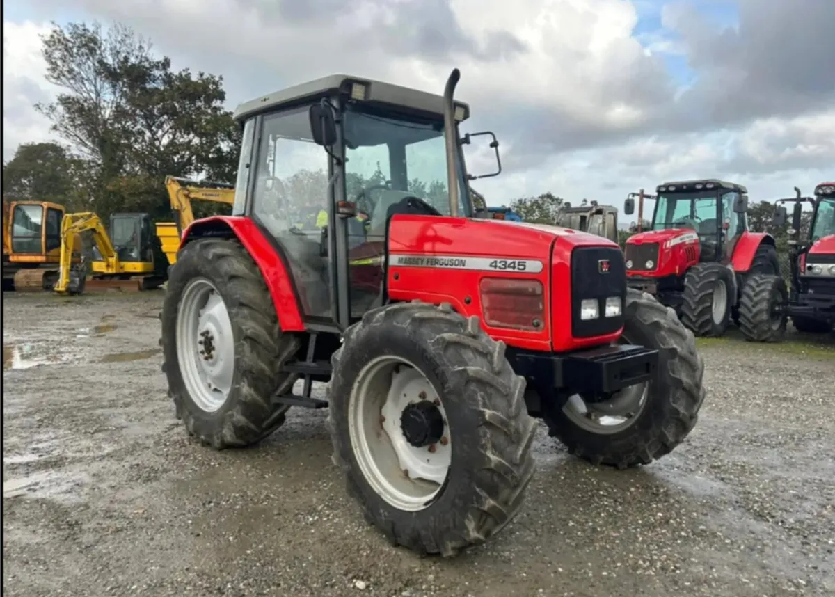 2002 Massey Ferguson 4345 - Image 2
