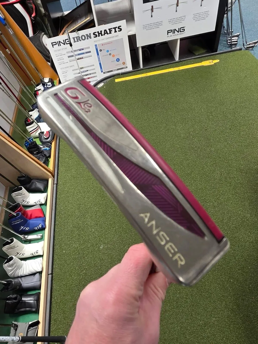 Ladies Ping Anser GLe2 Putter - Image 1