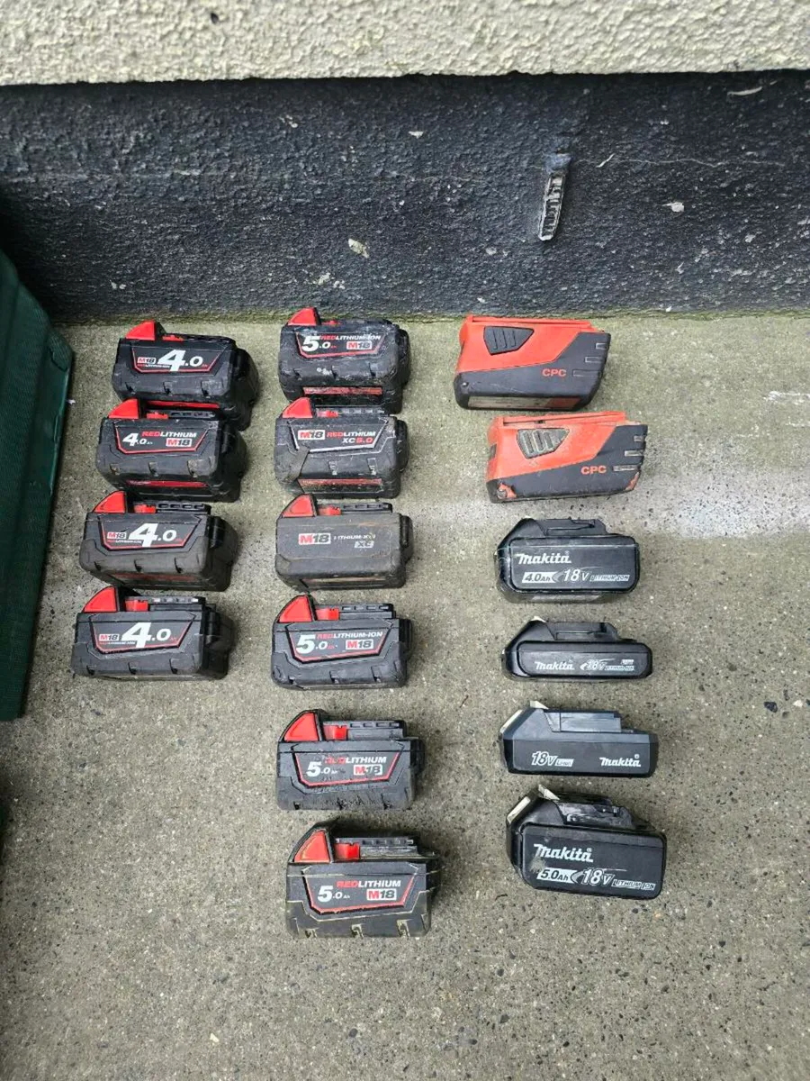 Milwaukee ,makita, hilitibatteries selling in bulk - Image 1