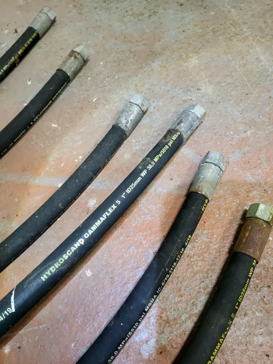 Hydraulic hoses - Image 3
