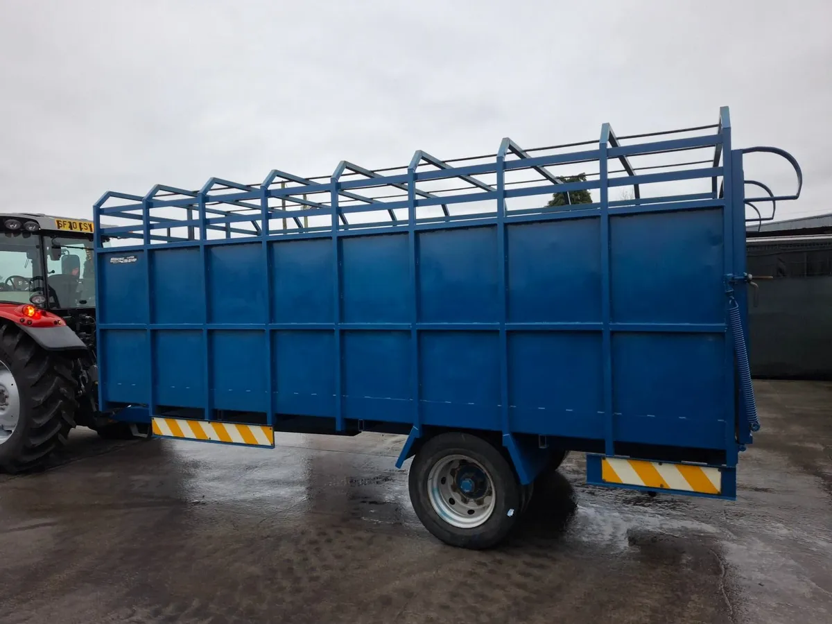 Cattle trailer 16x7 double axel - Image 4