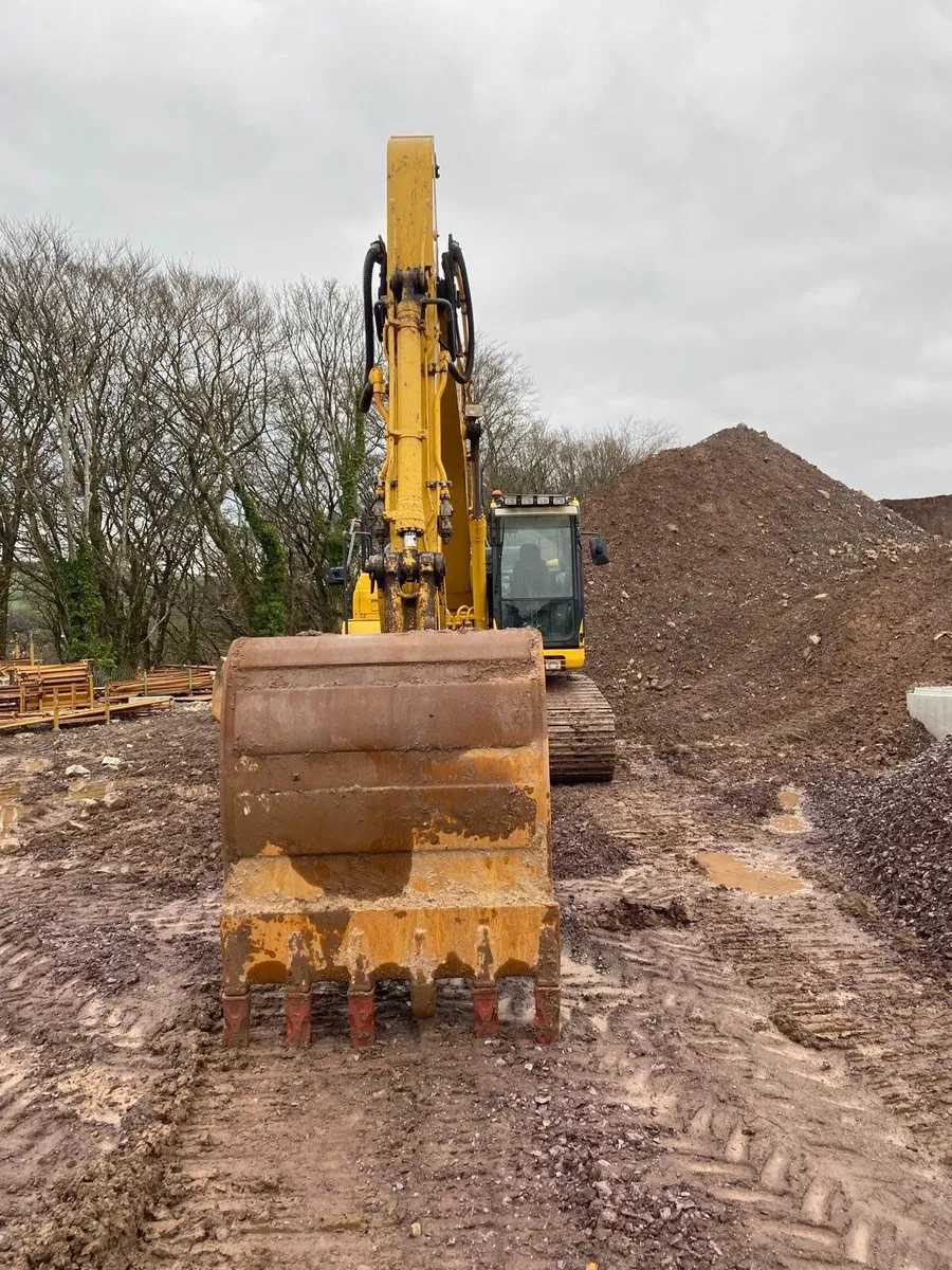 Komatsu PC210-11 2018 - Image 2