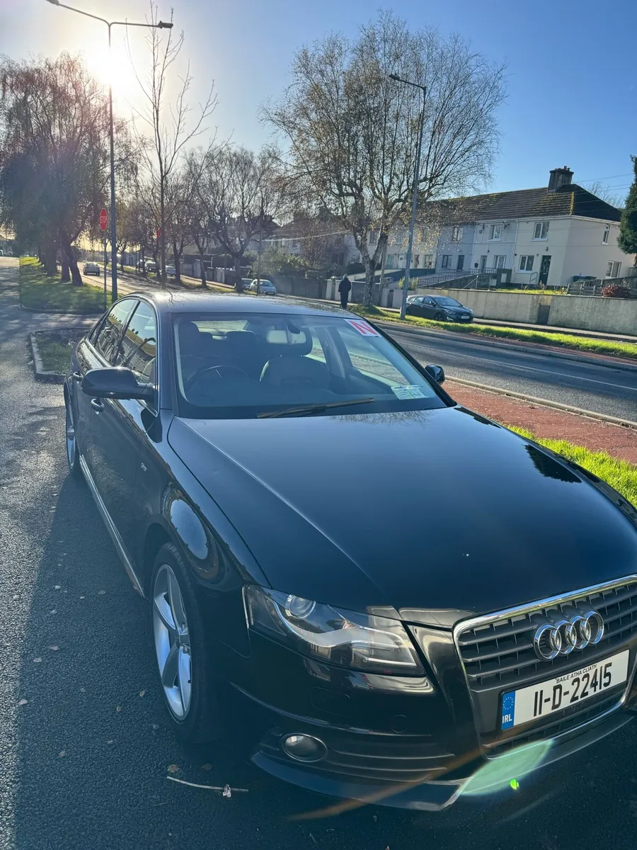 Audi a4 2011  2 diesel manual - Image 1