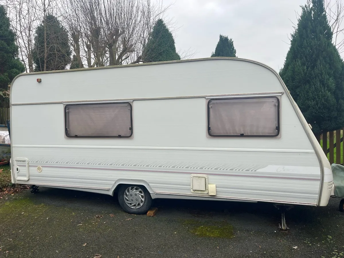 4 Berth Caravan - Image 4