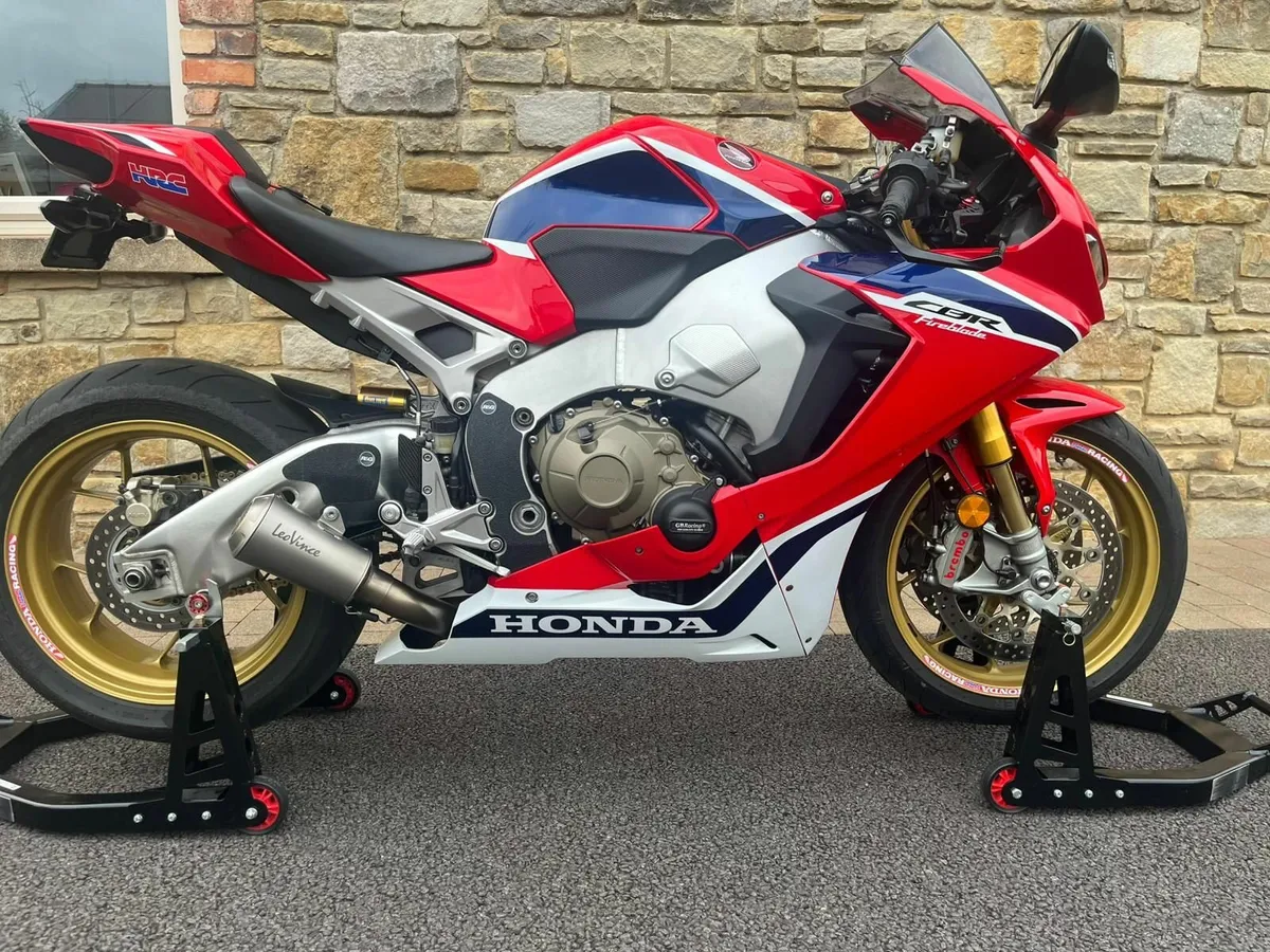 Honda cbr 1000RR SP fireblade - Image 1