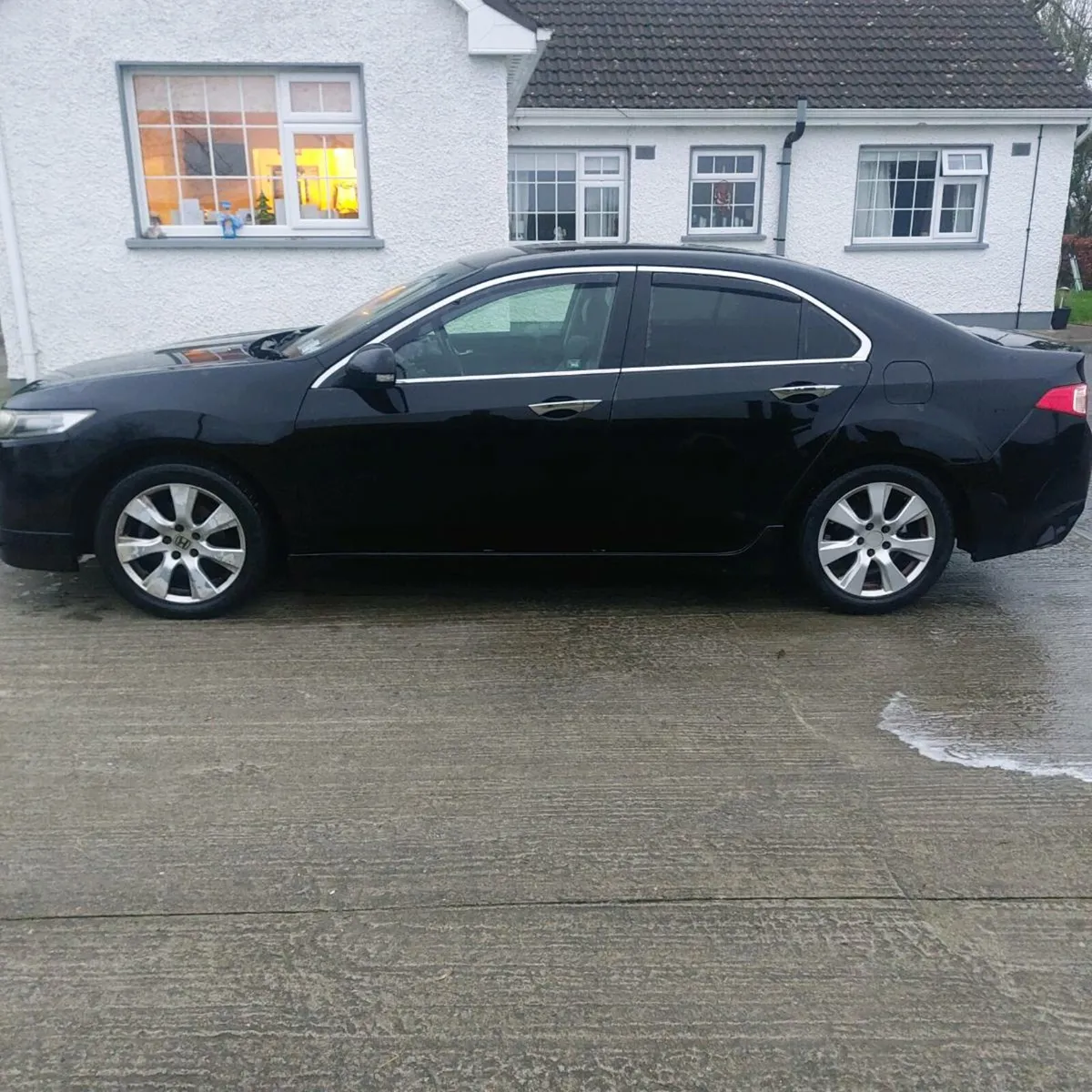 Honda Accord 2012 - Image 4