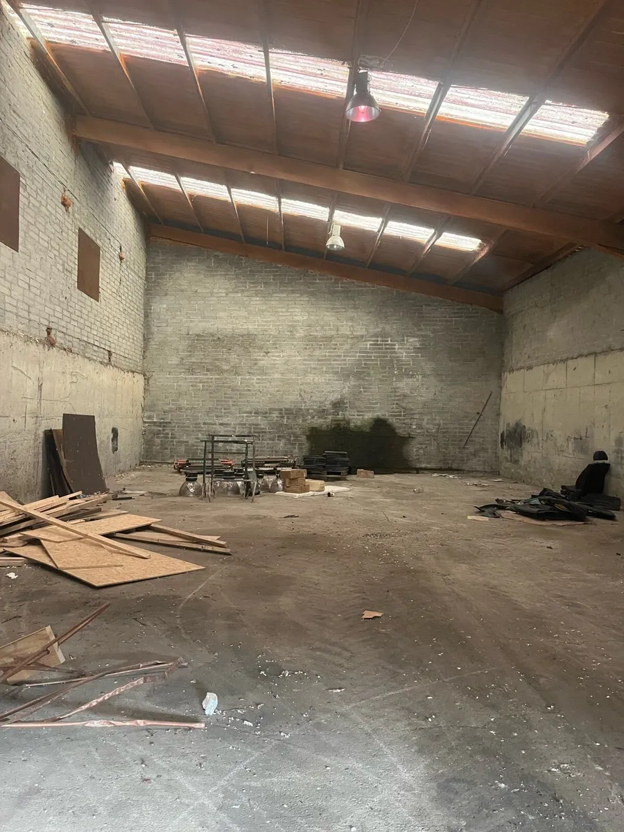 Storage unit - Image 2