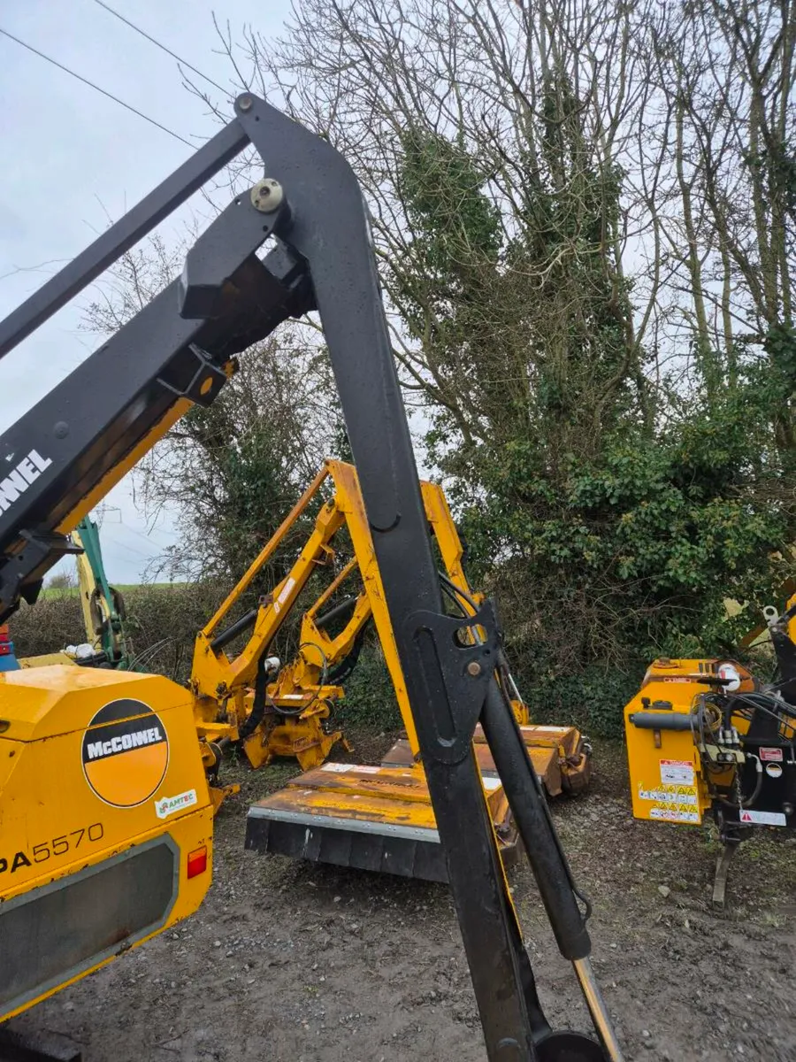 Mcconnel PA5570 Hedgecutter - Image 3