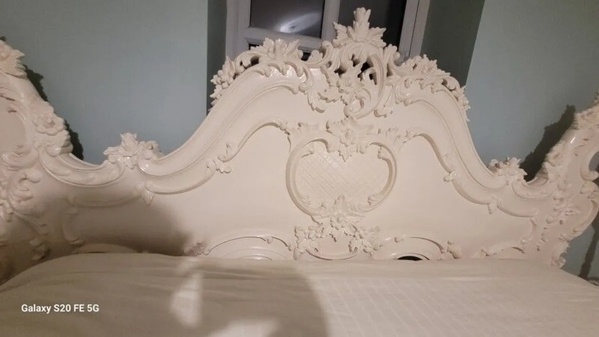 French style headboard kingsize - Image 1