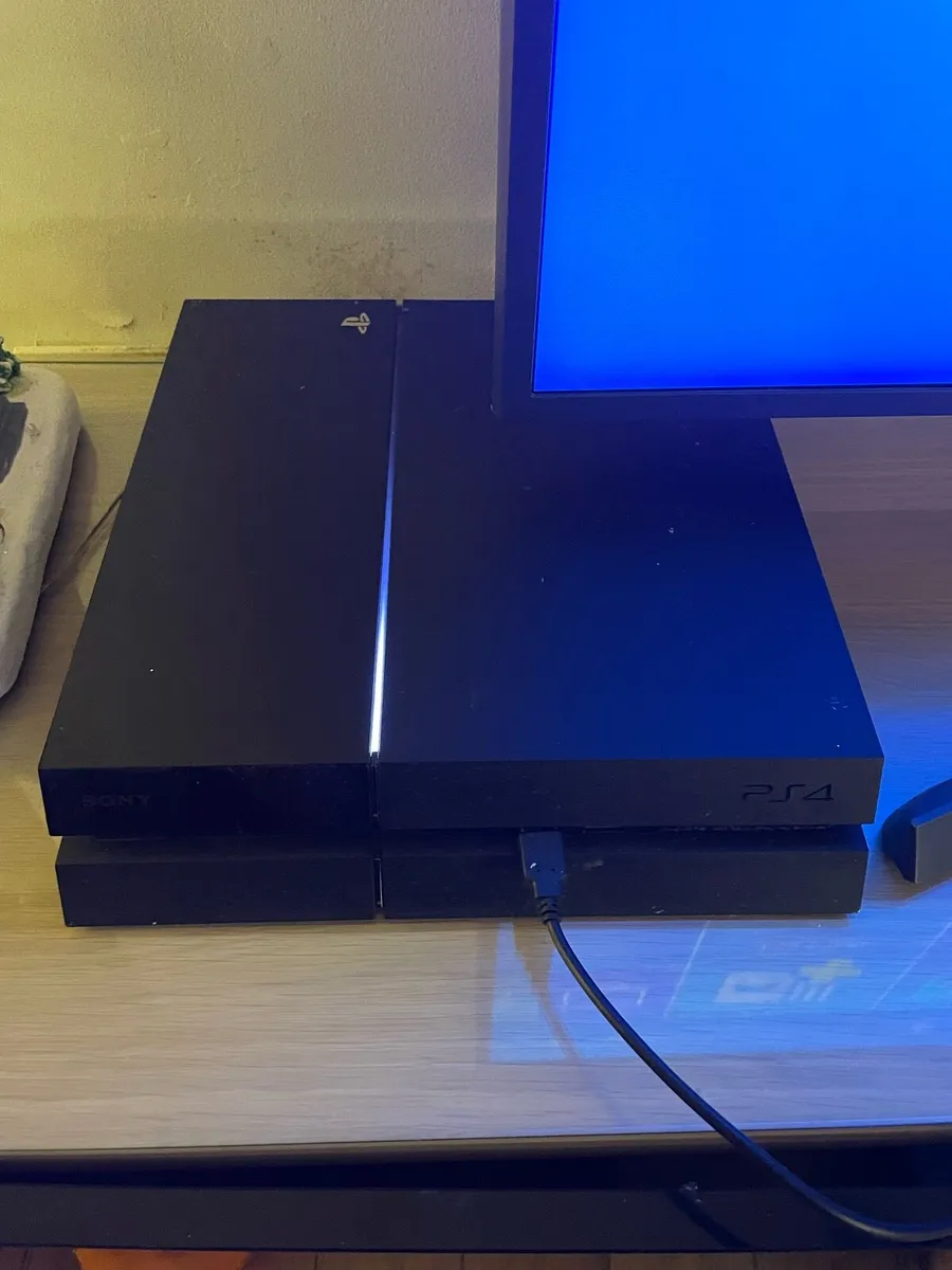 PS4 - Image 1