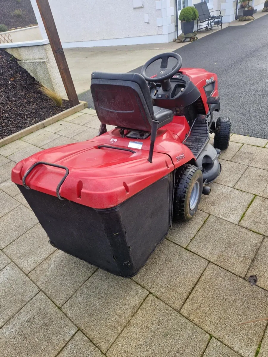Mountfield Ride On Mower Twin Cylinder 20HP - Image 4