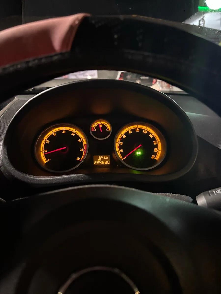 2008 Opel Corsa 1.2L Petrol - Image 4