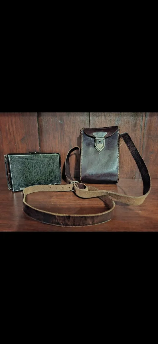 Vintage Camera - Image 2