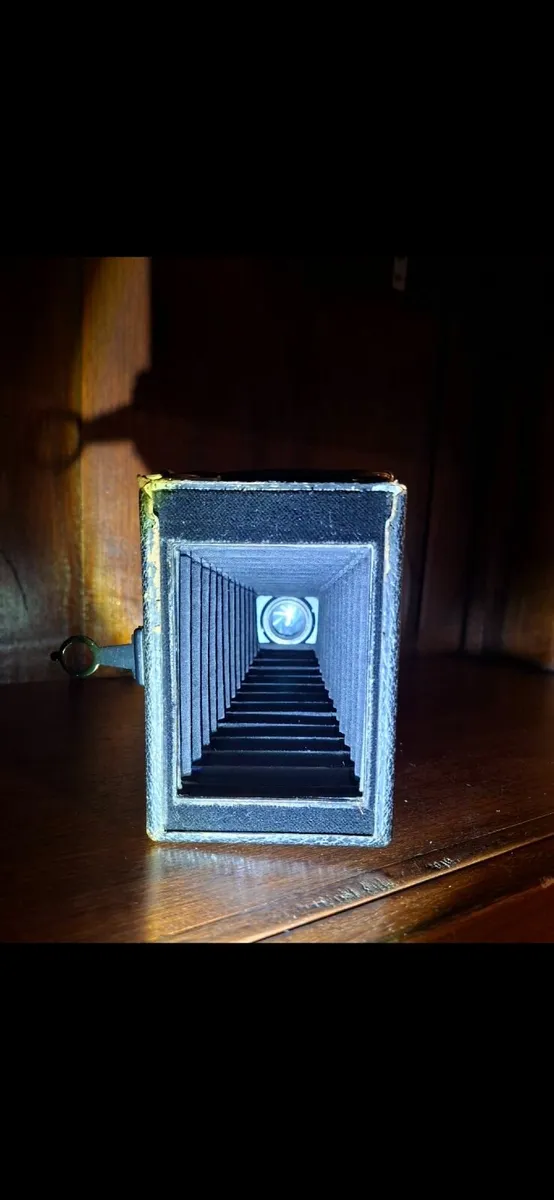 Vintage Camera - Image 3