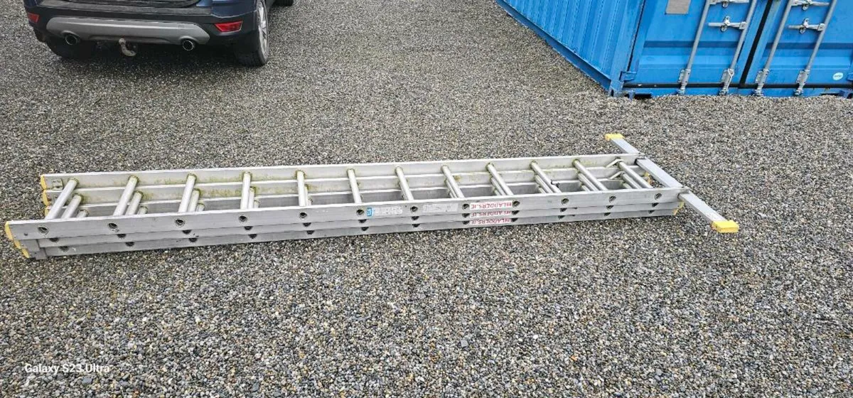 Triple extension ladder - Image 2