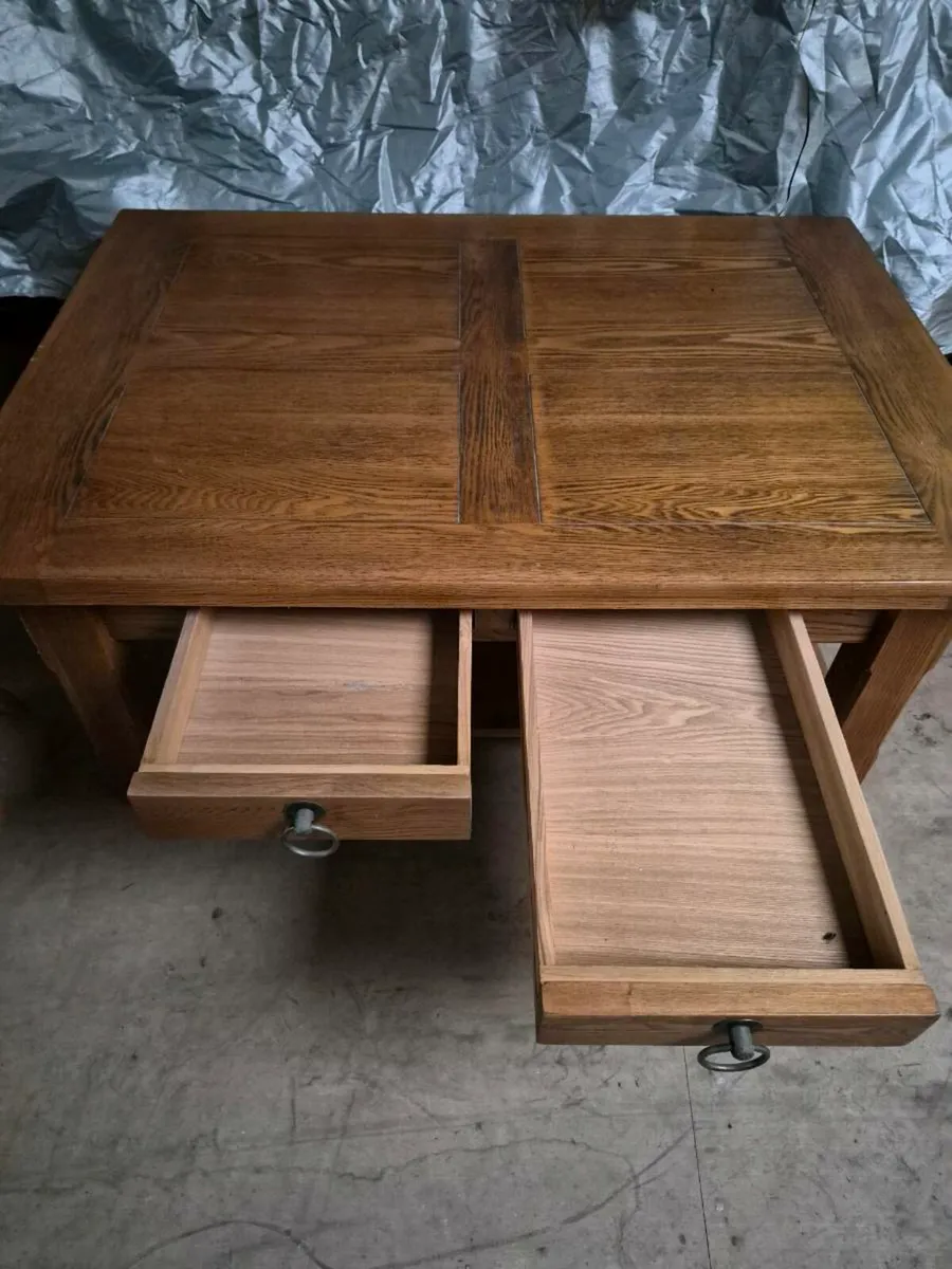 Coffee table - Image 1