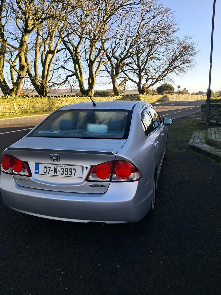 Honda civic hybrid - Image 1
