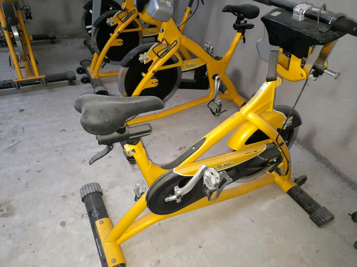 5 commercial spin bikes - Image 4