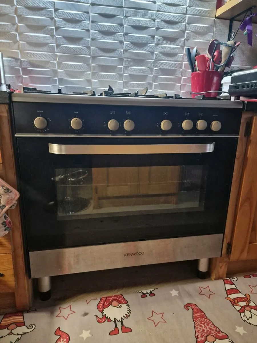 KENWOOD 90cm gas cooker with 5 burners - Image 1