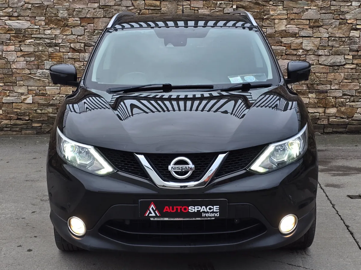 161 Nissan Qashqai TEKNA 1.6 Diesel Manual 6 Speed - Image 2