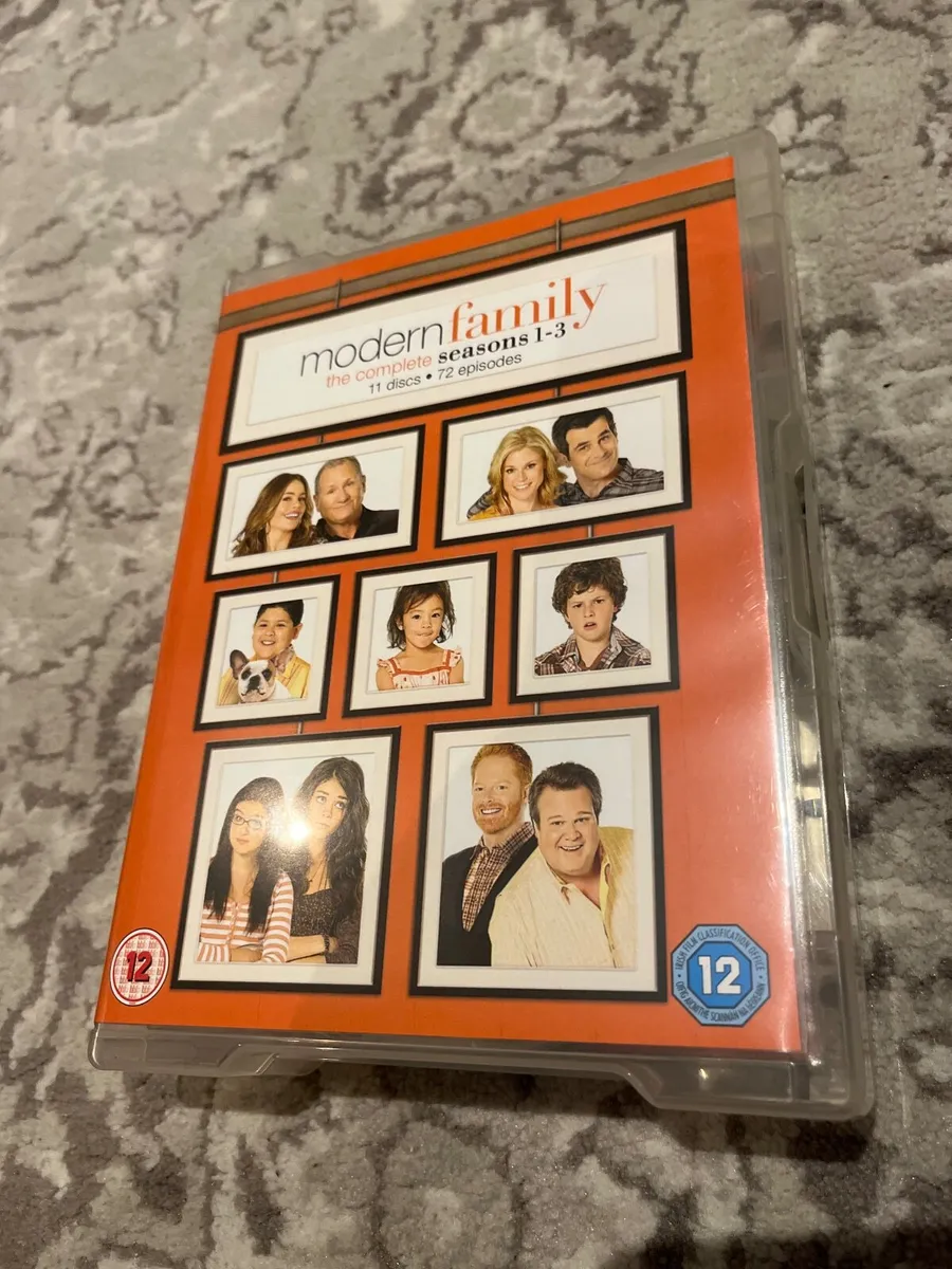 Modern Family DVD Boxset - Image 1