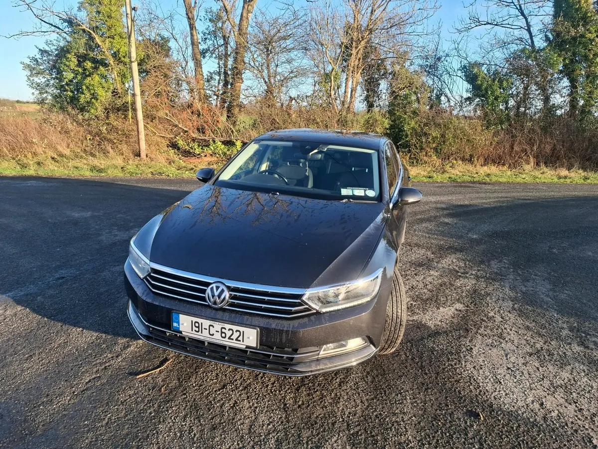 Volkswagen Passat 2019 - Image 1