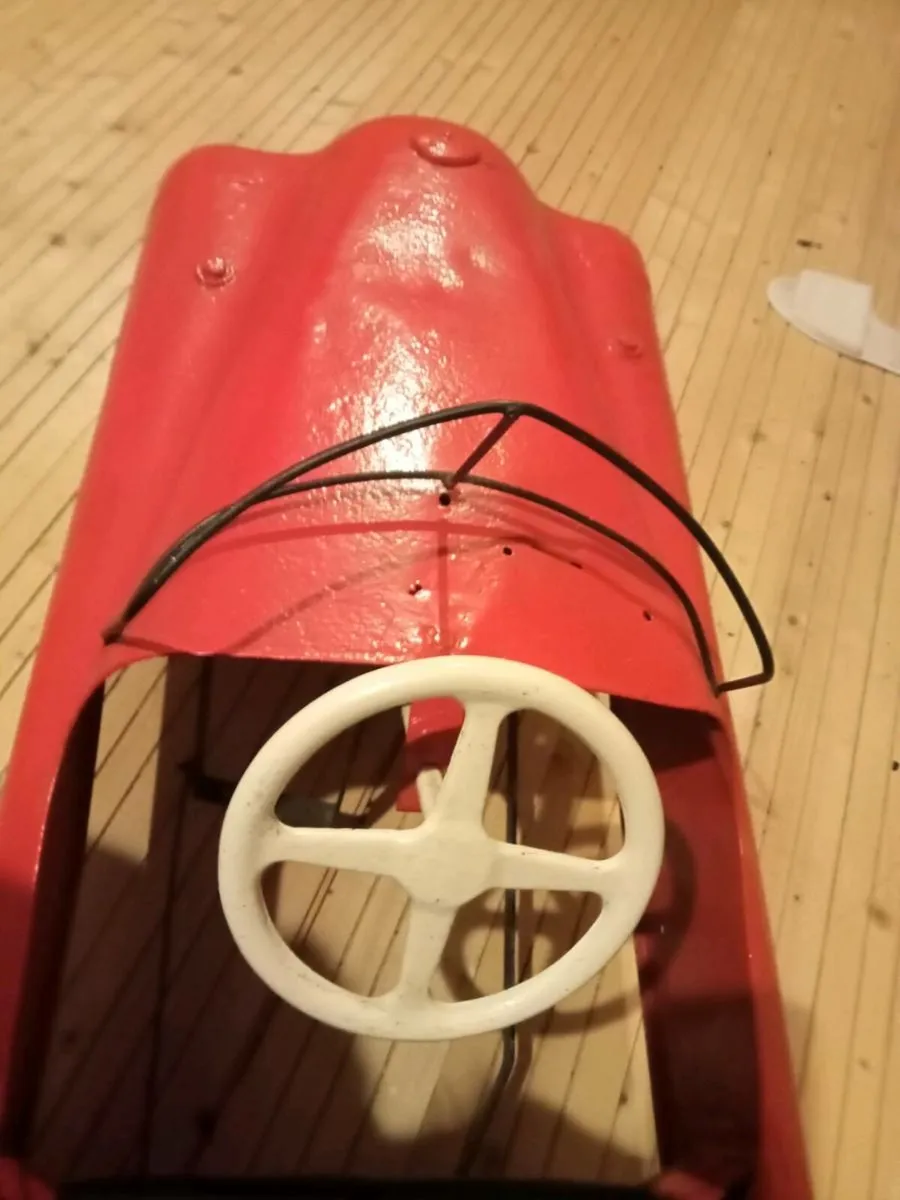 Old pedal car - Image 1