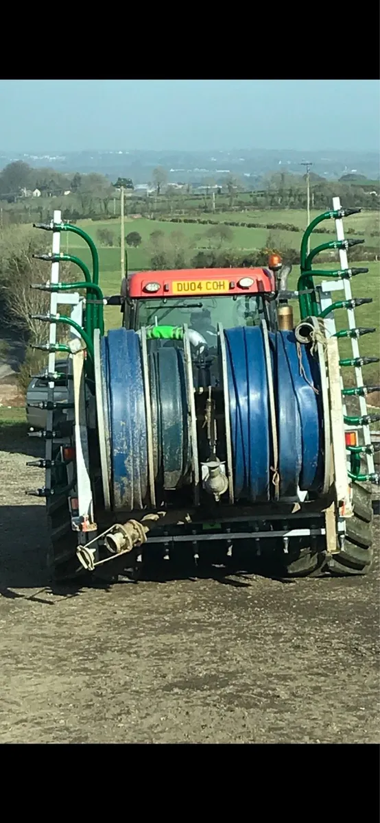 Umbilical reeler and dribble bar - Image 1