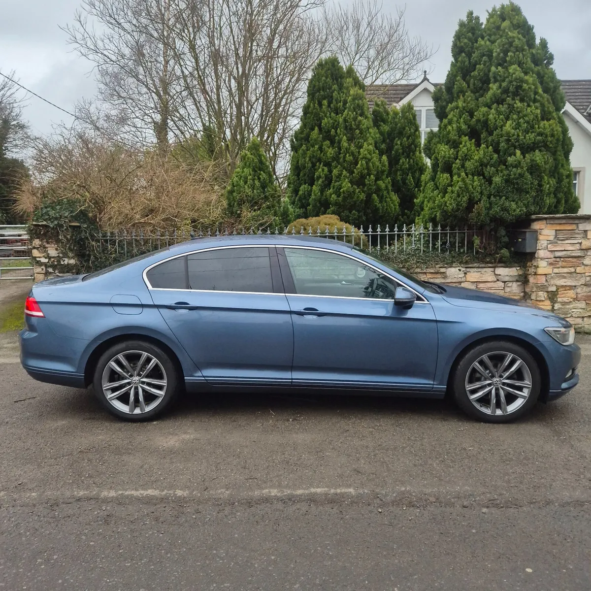 2016 Volkswagen Passat 2.0 tdi - Image 2