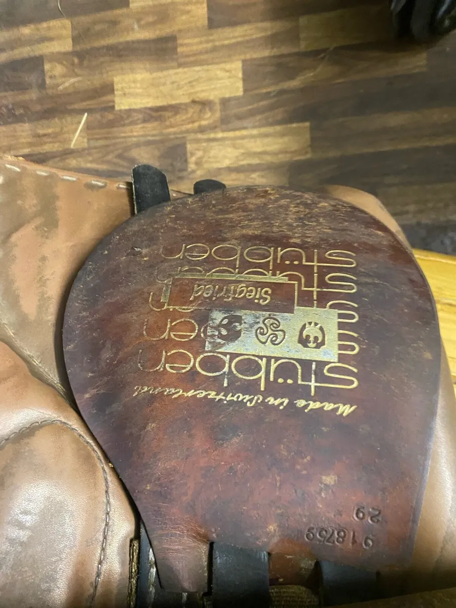 18” Stubben Siegfried Leather saddle - Image 2