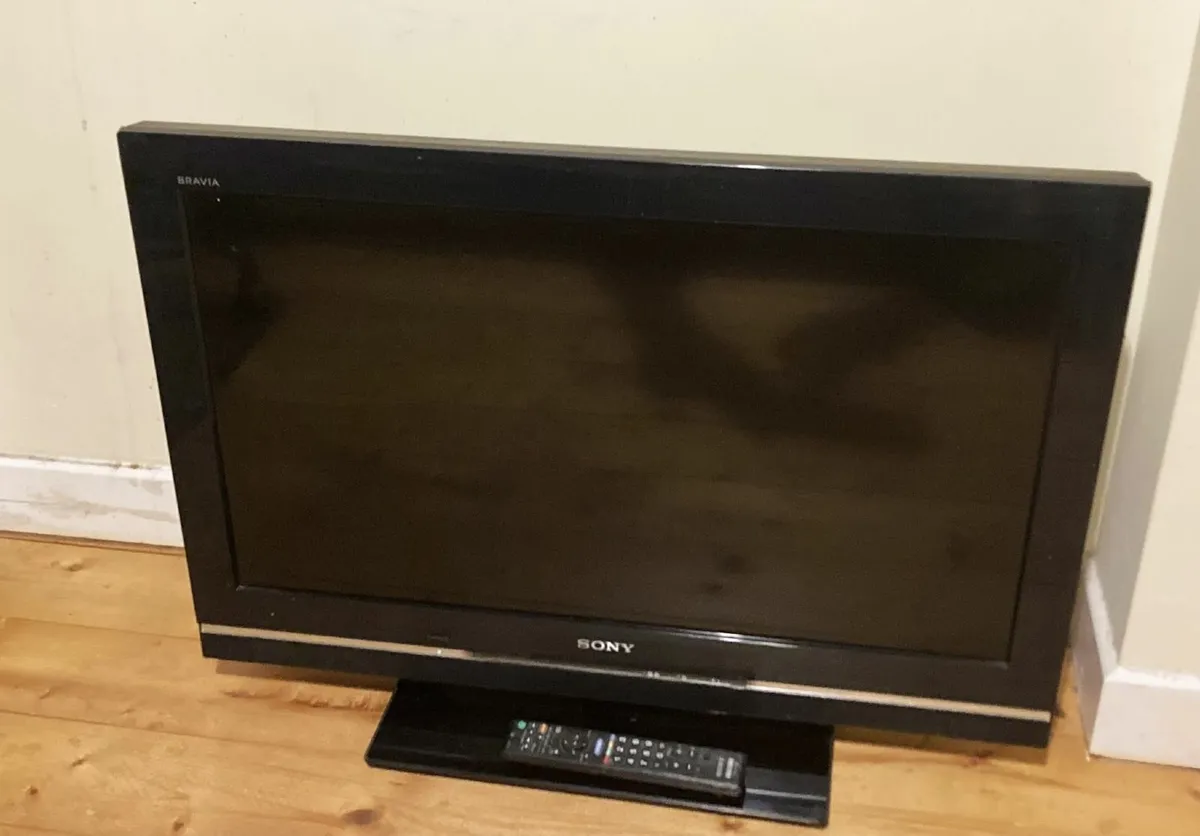 Sony Bravia 32” TV – Excellent Working Order - Image 3
