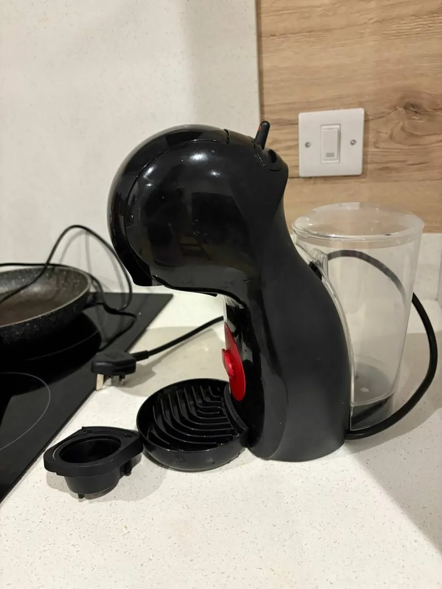 nespresso coffee machine - Image 1