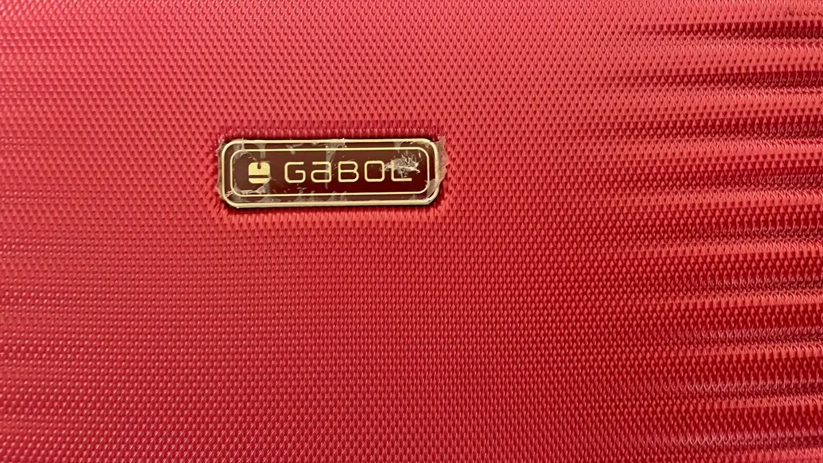 Red cabin suitcase - Image 4