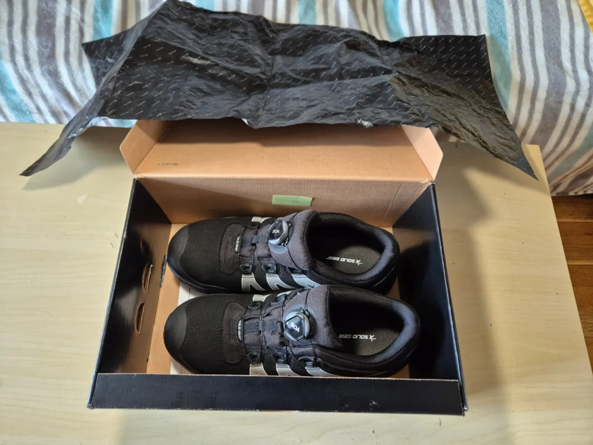 SNICKERS safety work trainers, NEW - Image 2