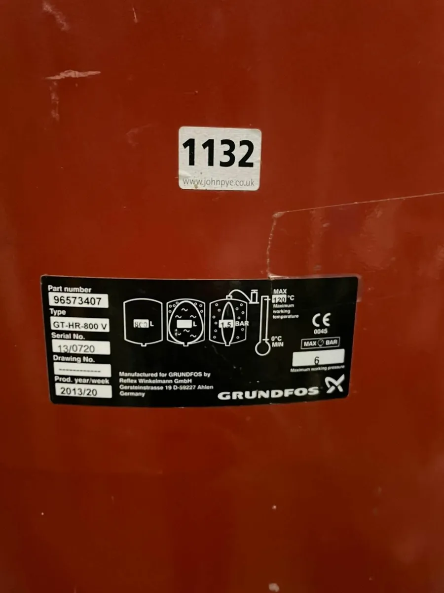 Grundfos 800ltr pressure tank - Image 1