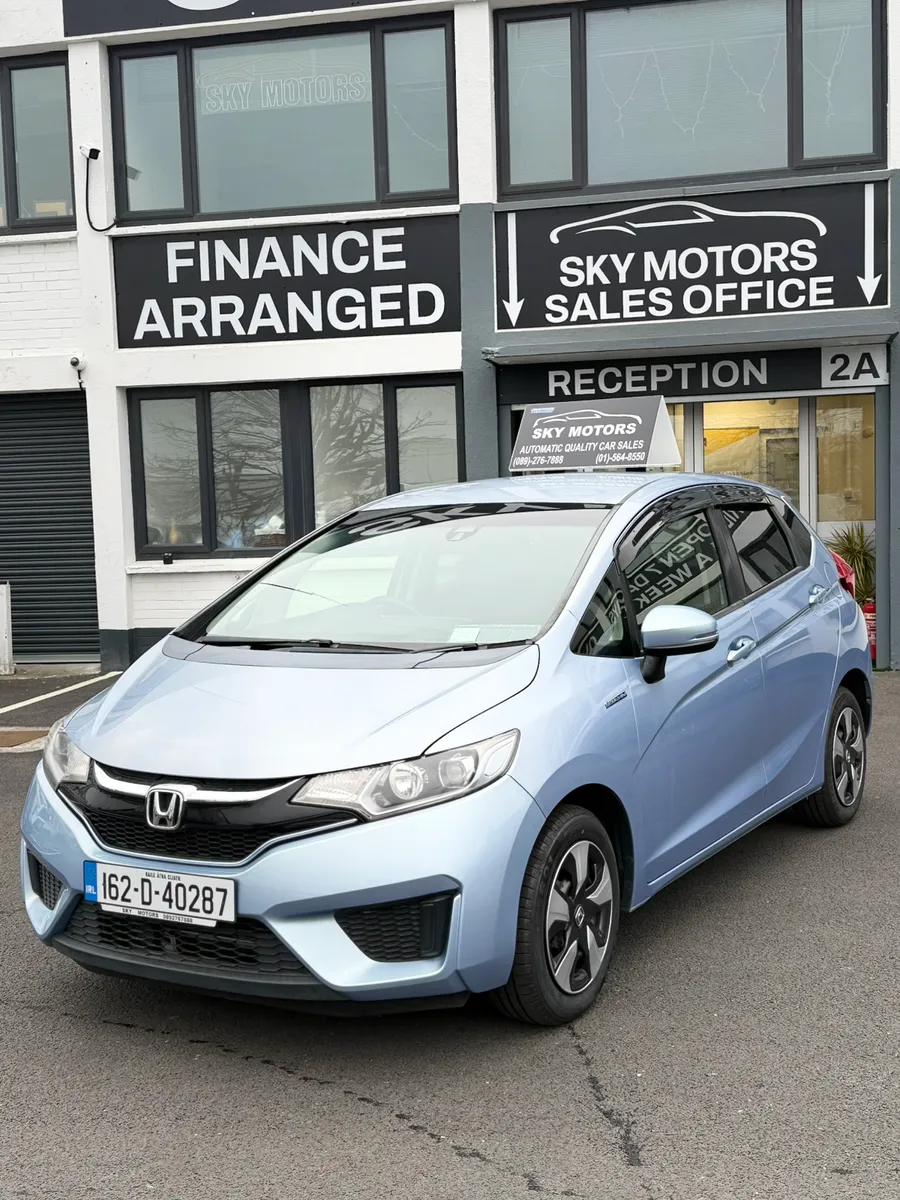 2016 Honda Fit 1.5 Hybrid Auto,Top Specs,36K Miles - Image 3