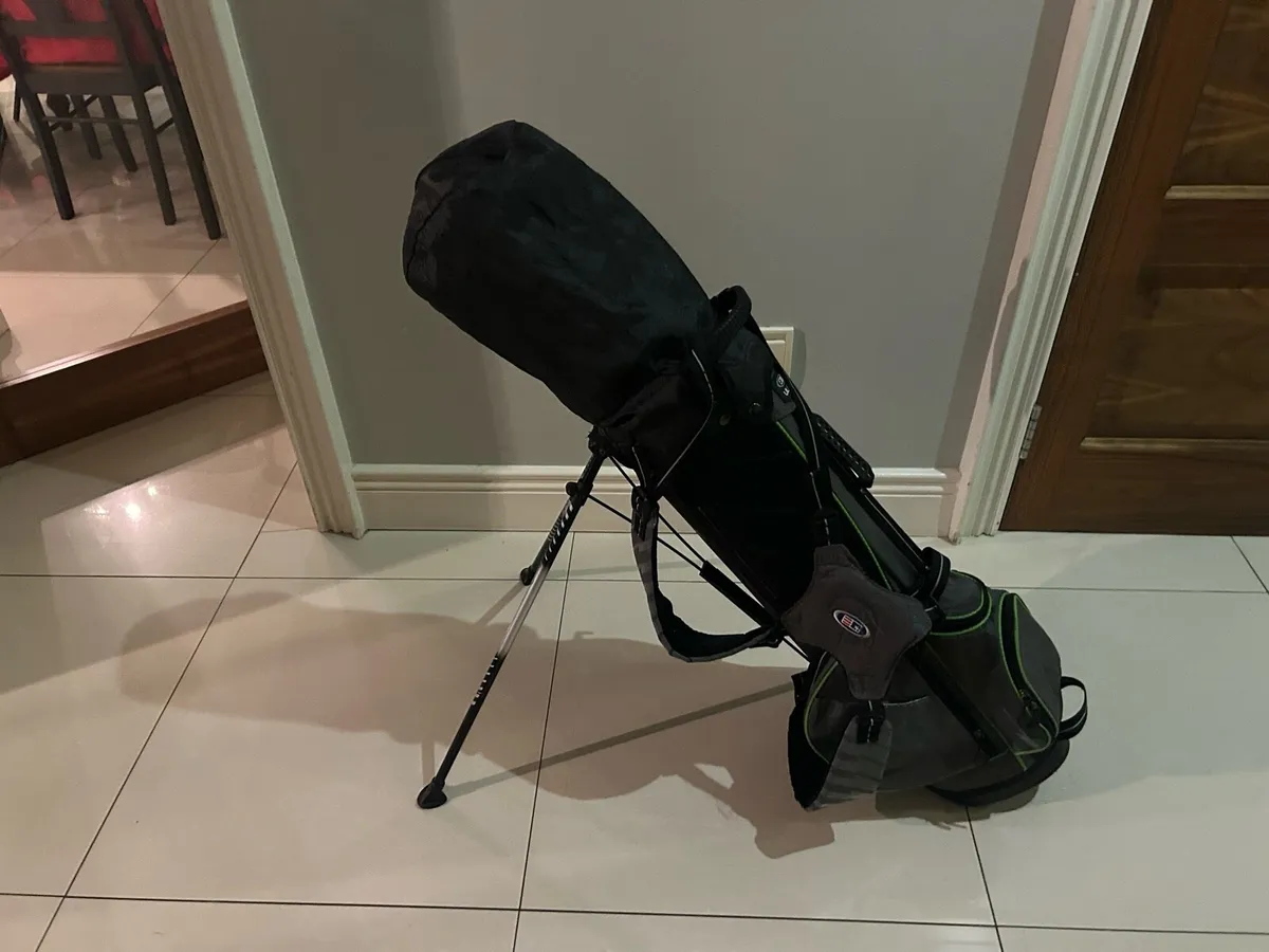 Kids golf clubs - Image 1