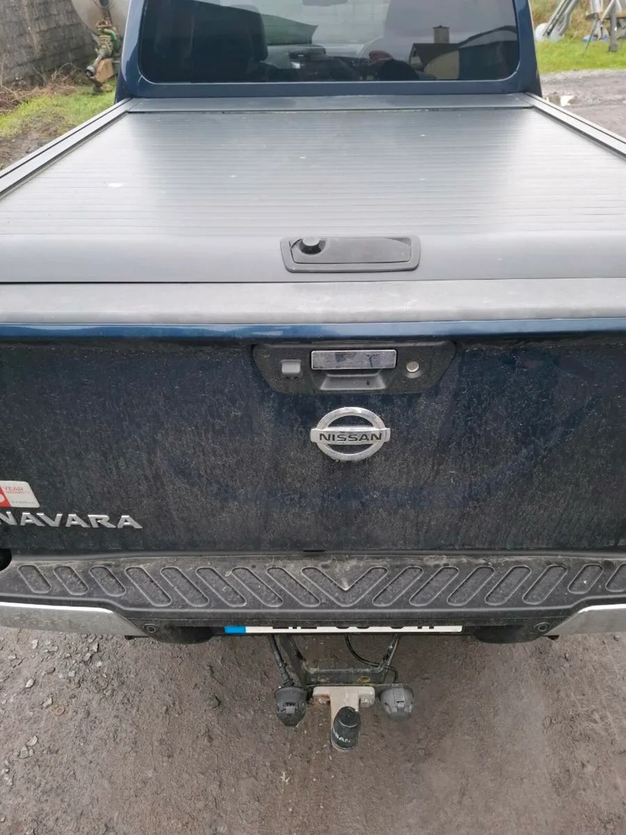 Navara Roller Cover - Image 1