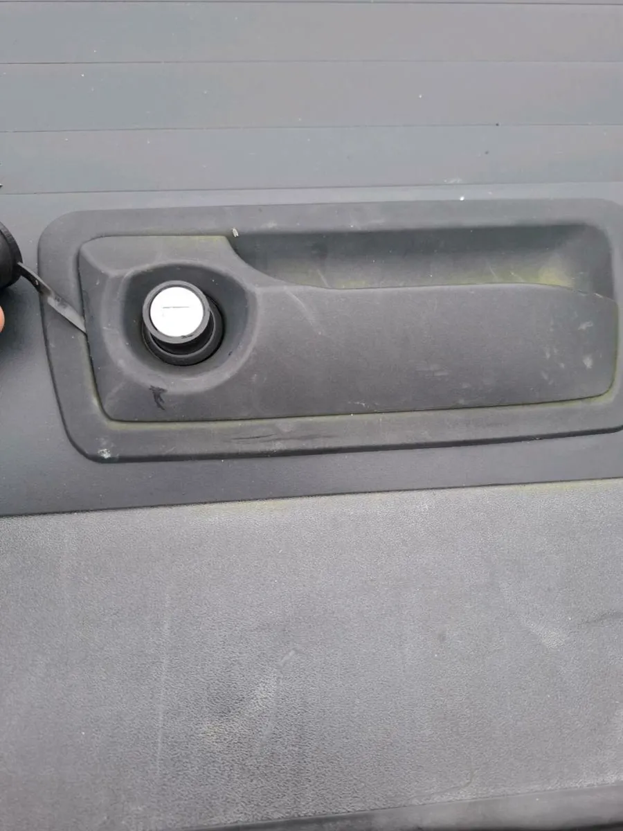 Navara Roller Cover - Image 4