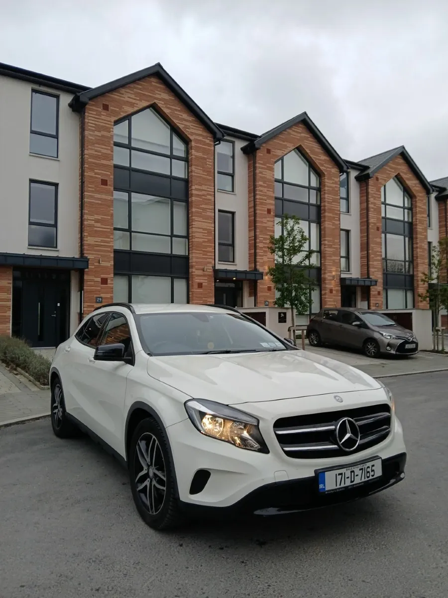 Mercedes-Benz GLA 2017 - Image 2