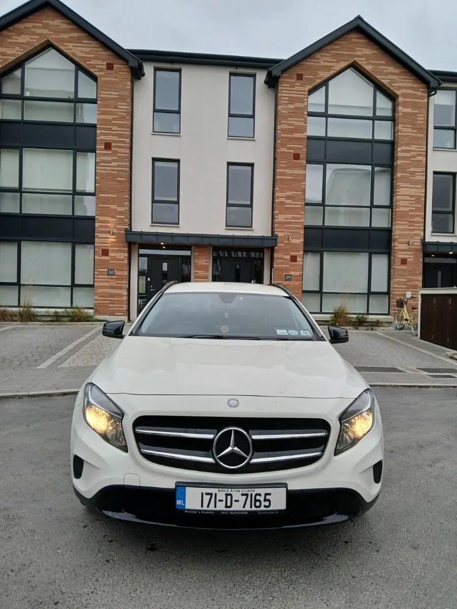 Mercedes-Benz GLA 2017 - Image 4