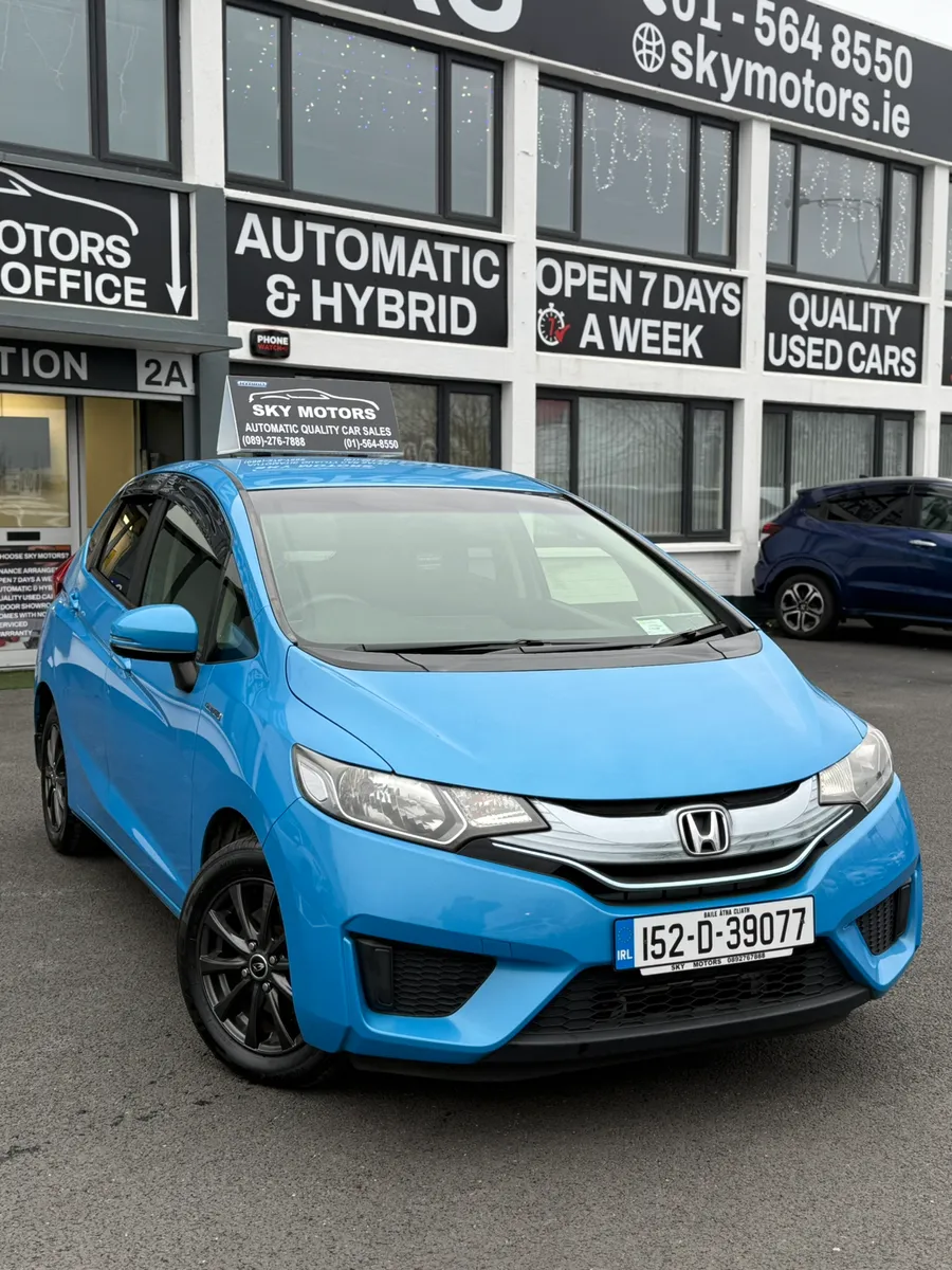 2015 Honda Jazz/FIT  1.5 Hybrid auto, 41K Miles - Image 3