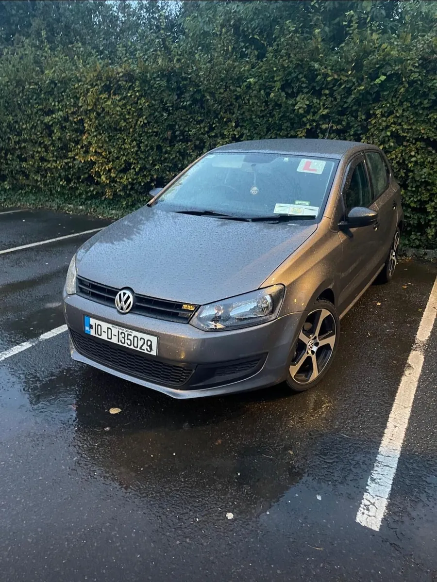 Volkswagen Polo 2010 - Image 1