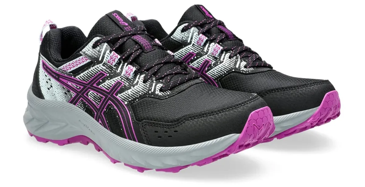 BRAND NEW ASICS Gel: Size5 - Image 1