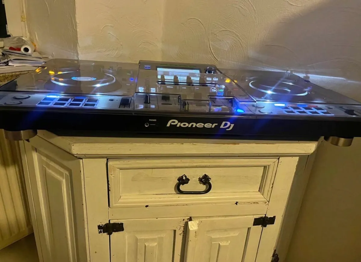 Pioneer Controller XDJ-XZ - Image 4