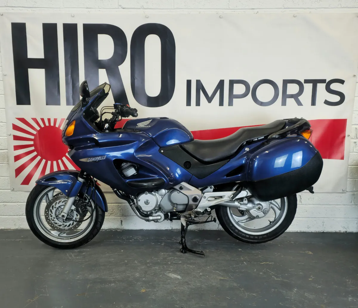 2006 Honda Deauville NTV650 - Image 1